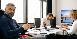 AI Copywriting Terbaik untuk Landing Page & Iklan