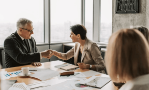 AI untuk Analisis Saham: Tools Terbaik untuk Investor