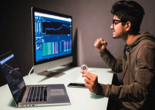 Aplikasi Trading Saham AI Terbaik untuk Investasi Jangka Panjang
