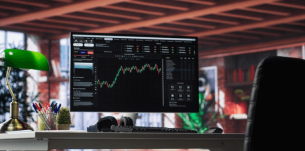 Trading Saham: Cara Menghasilkan Uang Tambahan dari Rumah dengan Mudah